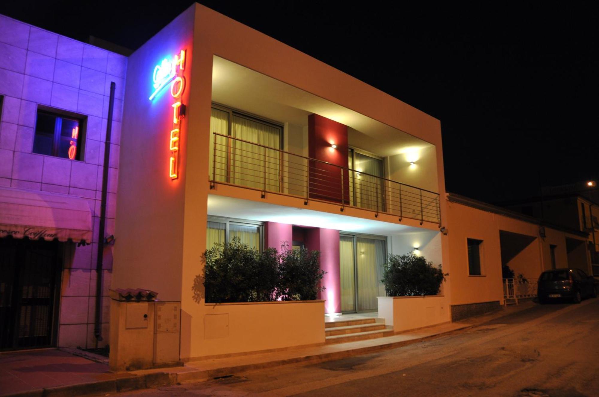 Gil'S Hotel Olbia Exterior foto